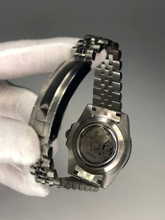 Seiko Mod Bruce Wayne