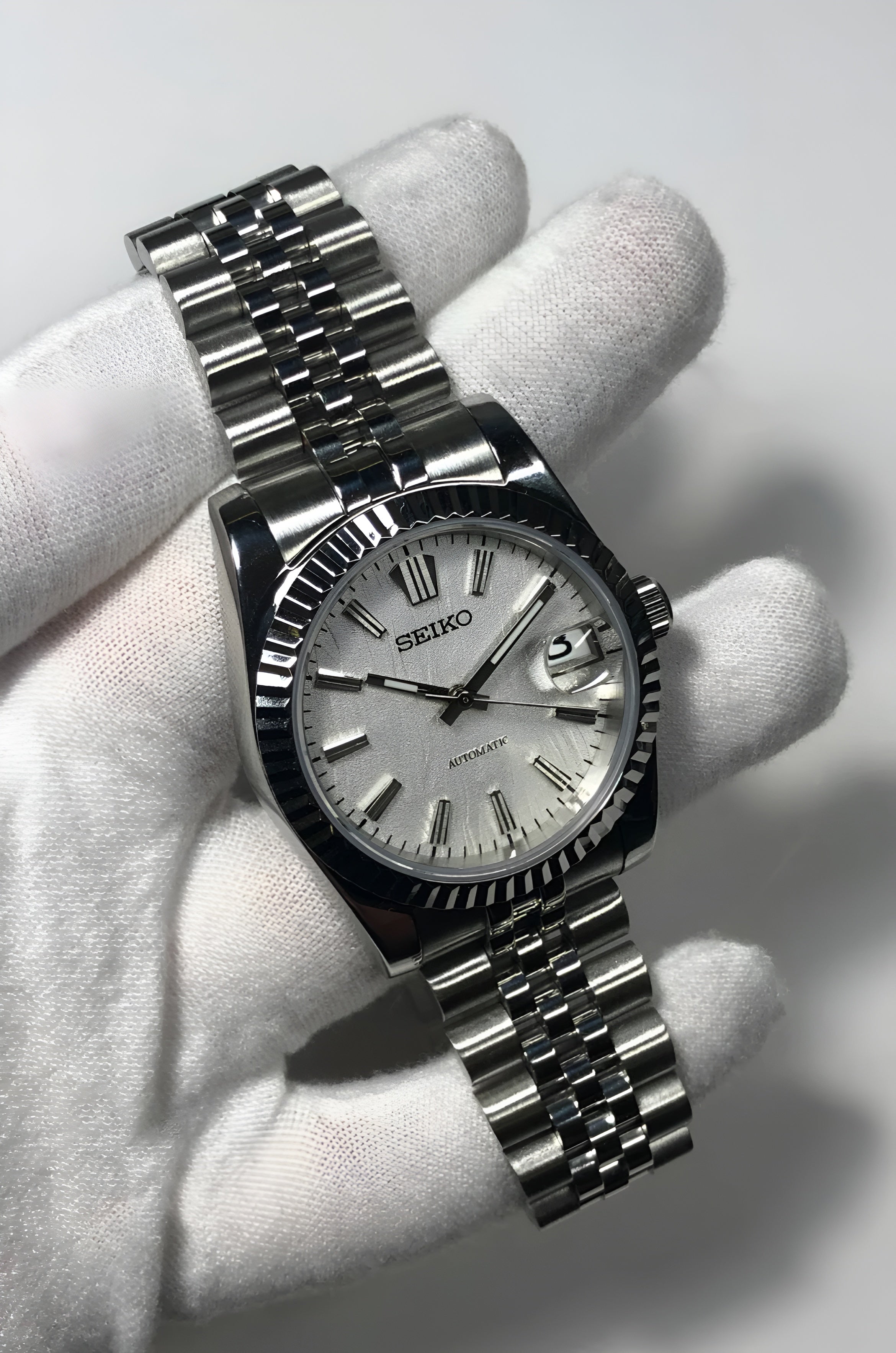 Seiko Mod White textured