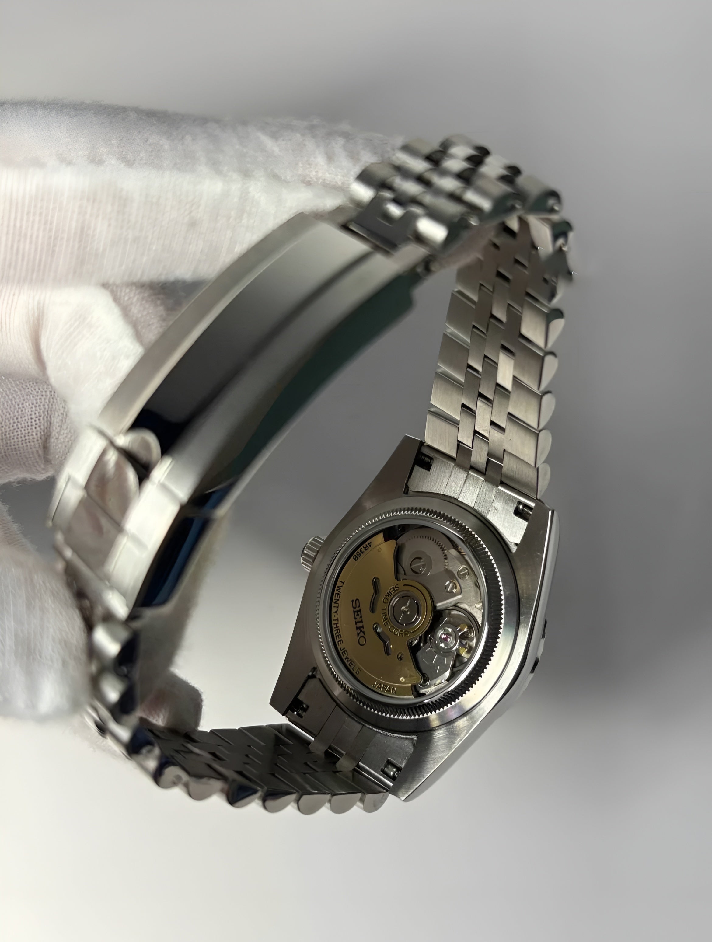 Seiko Mod White textured